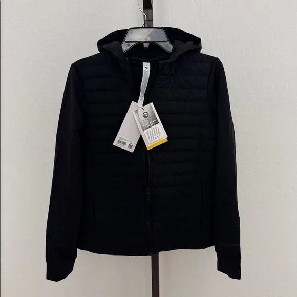 NWT Lululemon Down and Around Jacket 700-fill Jacket size M